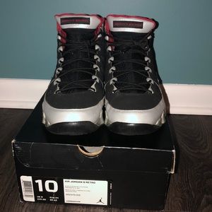 Men Jordan Retro 9 “ Johnny Kilroy “